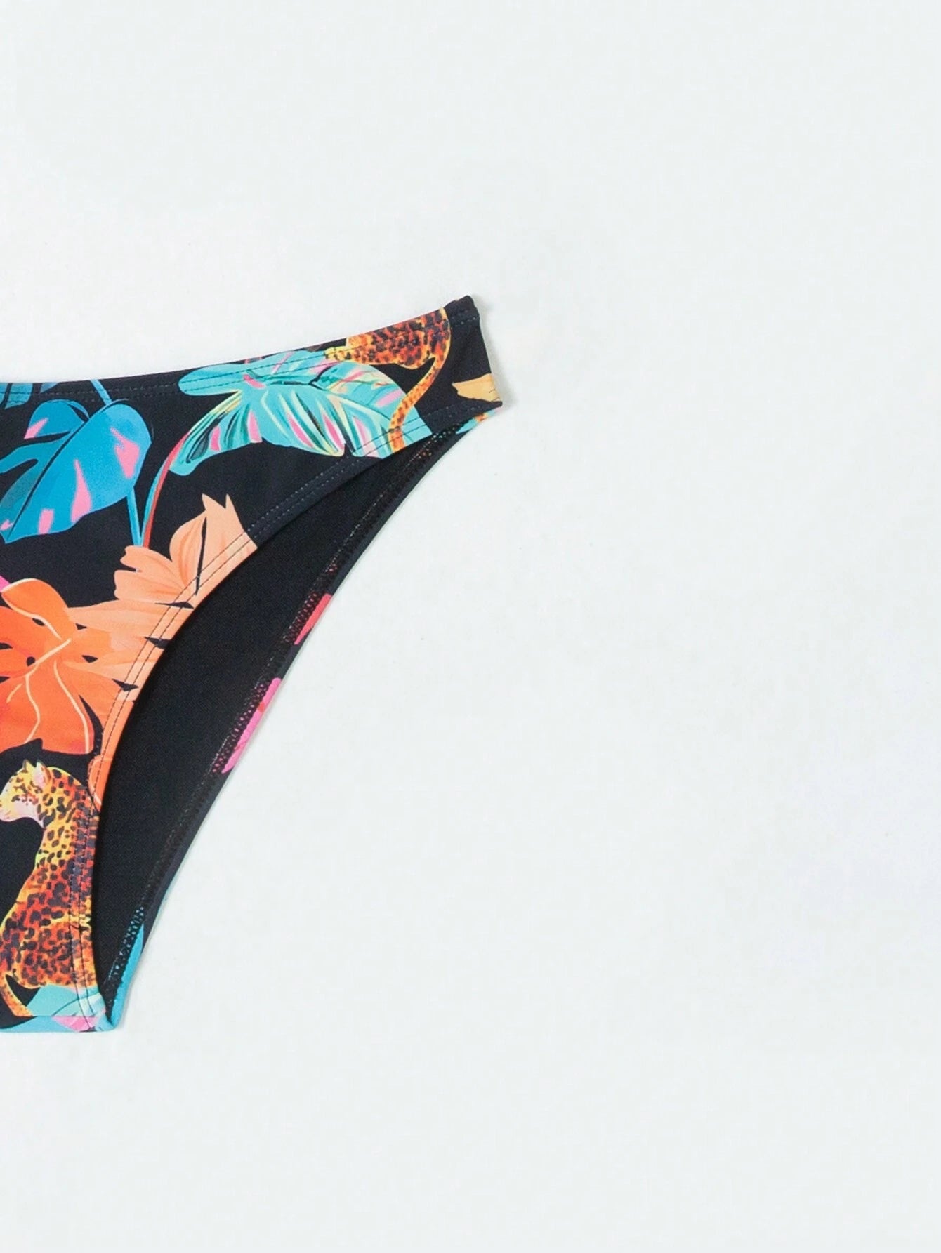 Conjunto De Biquíni Estampado Com 2 Peças De Planta Geeta