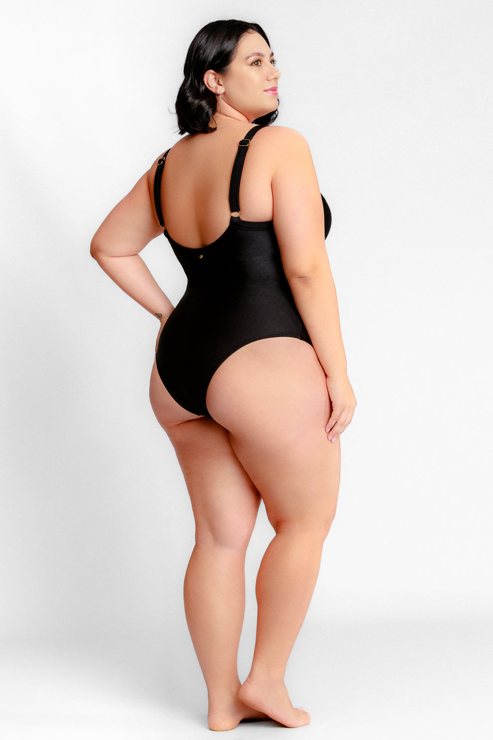 maiô alonga silhueta;

maiô azul elegante;

maiô clássico feminino;

maiô com franzidos

maiô confortável;

maiô decote V;

maiô elegante e moderno;

maiô feminino verão;

maiô modelador plus size;

maiô piscina e praia;

maiô plus size alta qualidade;

maiô plus size;

maiô resort e viagens;

maiô secagem rápida;

maiô sexy plus size;

maiô anatômico;

moda praia plus size;

modelo sustentável / ecológico