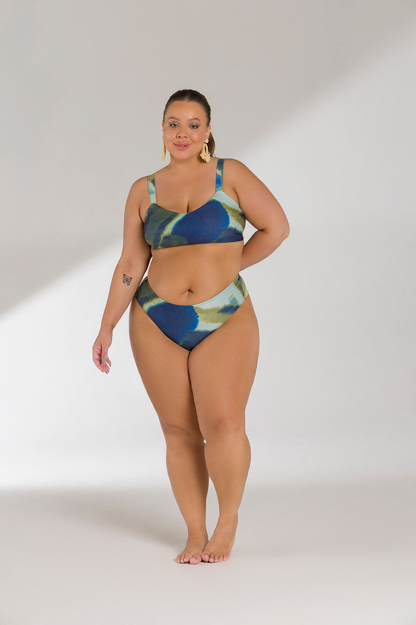 biquíni plus size

biquíni geometria / tie-dye

biquíni neon

biquíni strapless ou sem alças

biquínis femininos

maiô alonga silhueta;

maiô anatômico;

biquíni de cintura alta

biquíni cortininha

biquíni asa delta