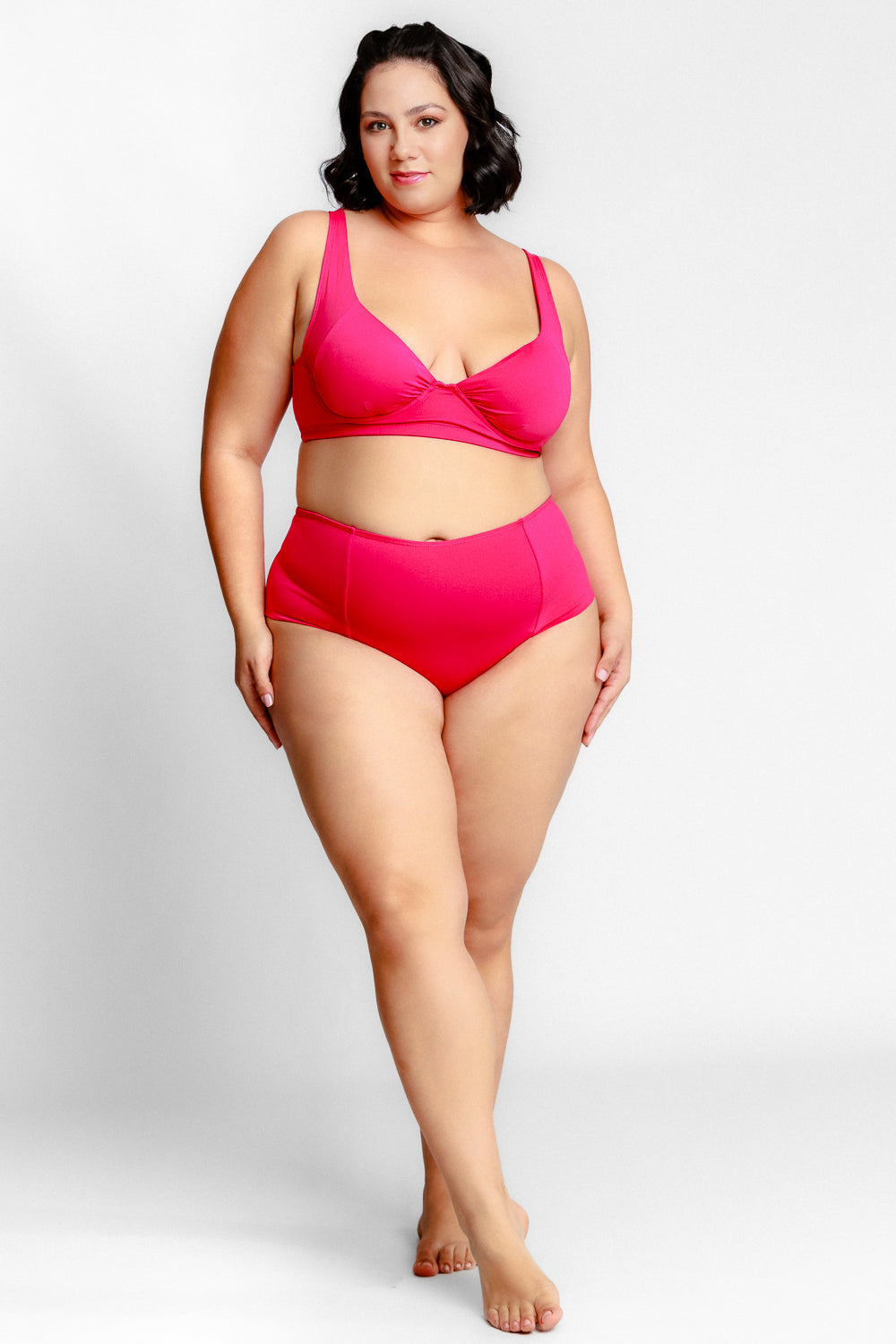 beachwear

biquíni cortininha

biquíni de cintura alta

biquíni plus size

biquínis femininos

vestuário de banho

modelo sustentável / ecológico

moda praia plus size;