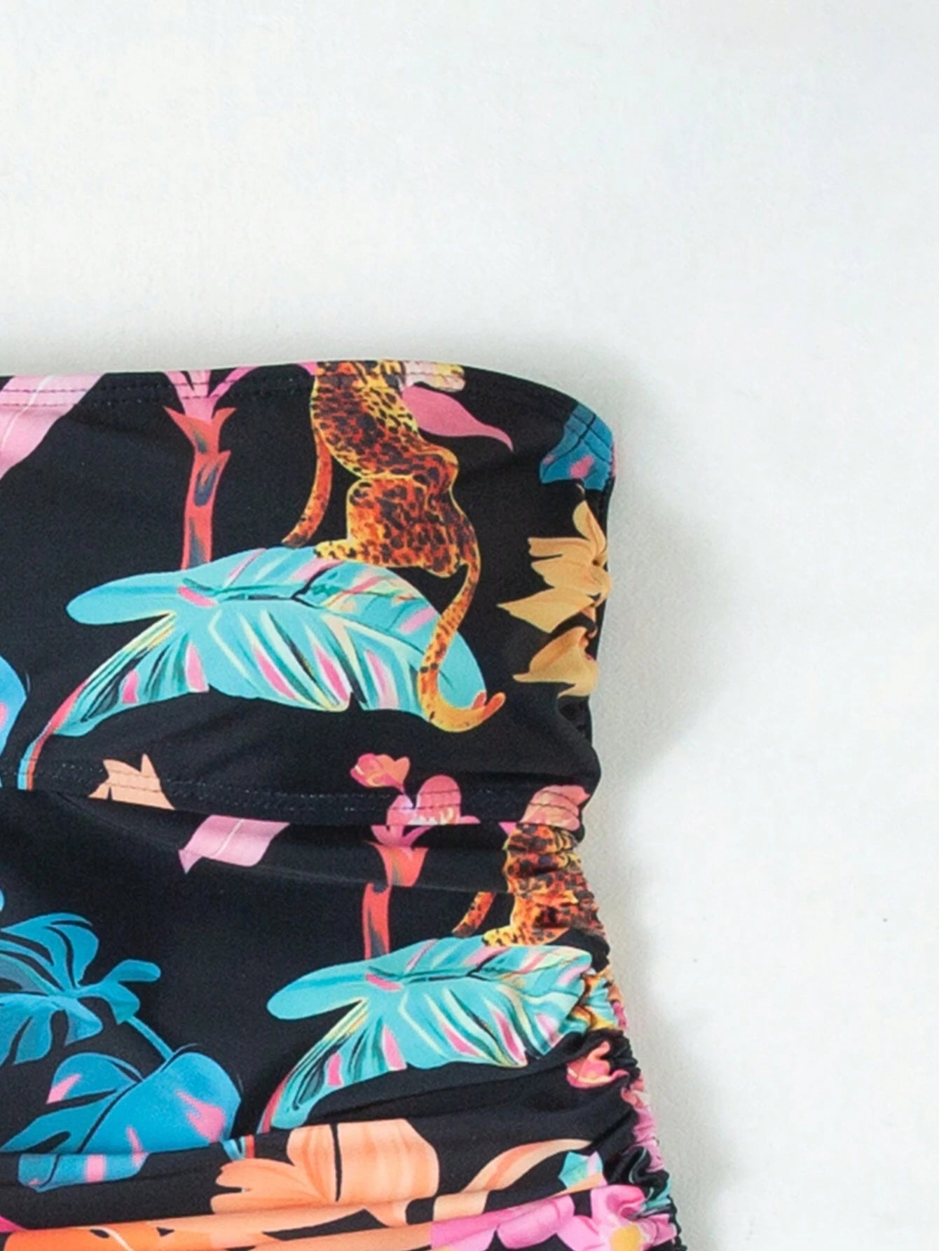 Conjunto De Biquíni Estampado Com 2 Peças De Planta Geeta