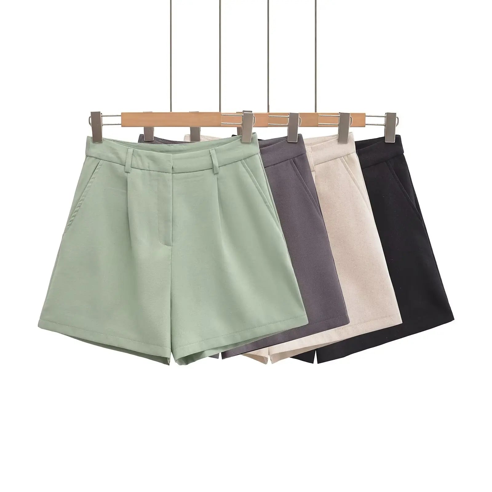 Shorts Feminino com cintura alta e bolsos Cinthia